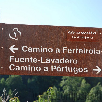 Signpost to Ferreirola and Portugos