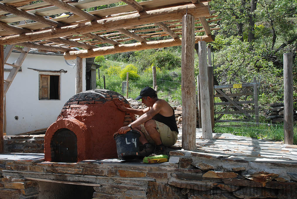 How to make a clay oven
